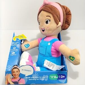NEW Ms. Rachel Speak & Sing Doll, 16" Tall Songs & Phrases Homeschool Education